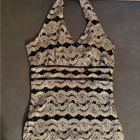90’s Black and Gold Lace Halter Top - Picture 1 of 3